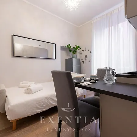 Eau De Trevi - Luxury Trevi Fountain