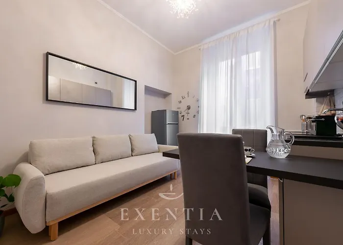 Eau De Trevi - Luxury Trevi Fountain