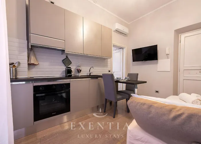 Eau De Trevi - Luxury Trevi Fountain * Rome